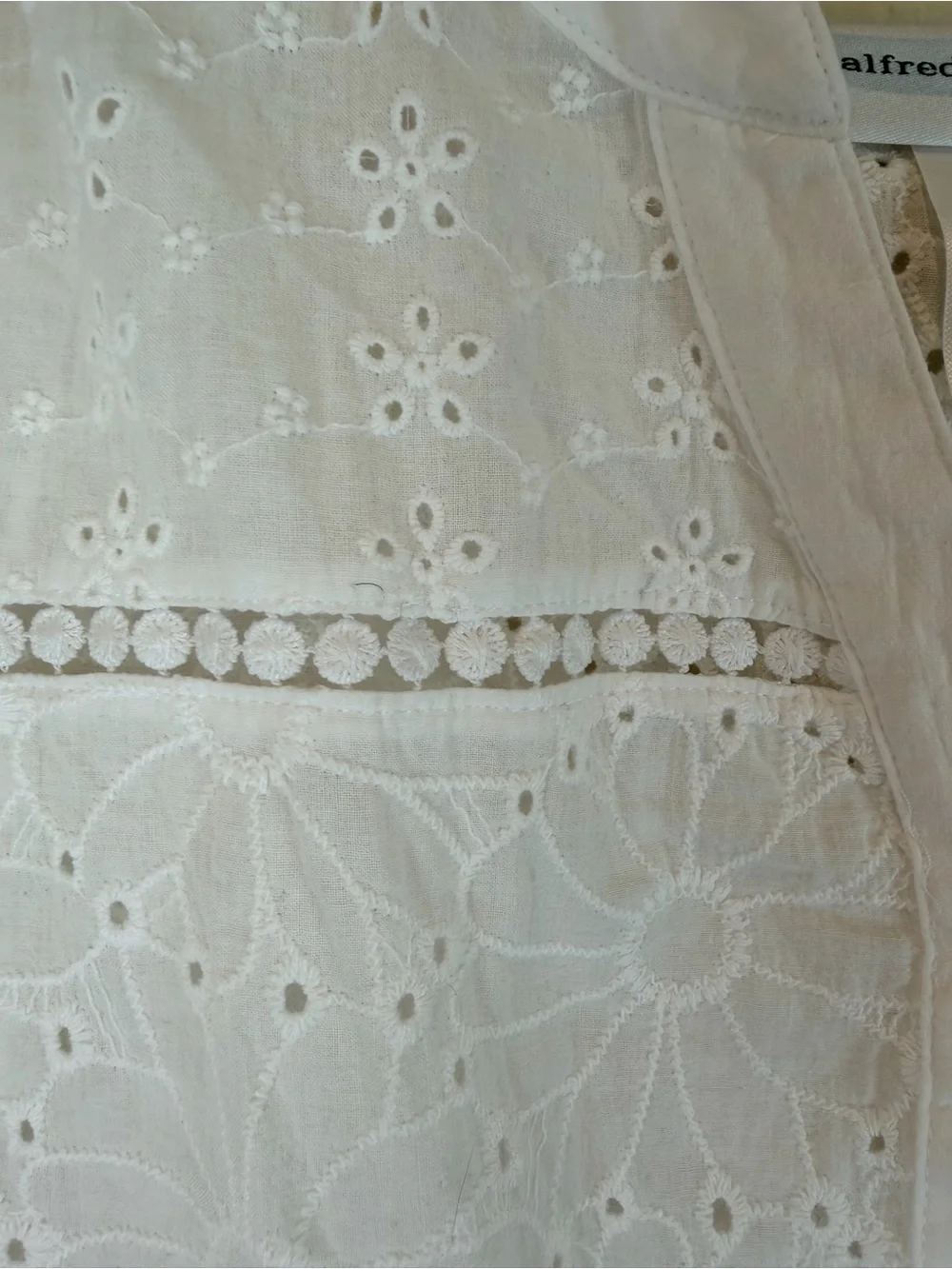 Alfred Dunner White Eyelet Floral Button-Front Blouse Size XL